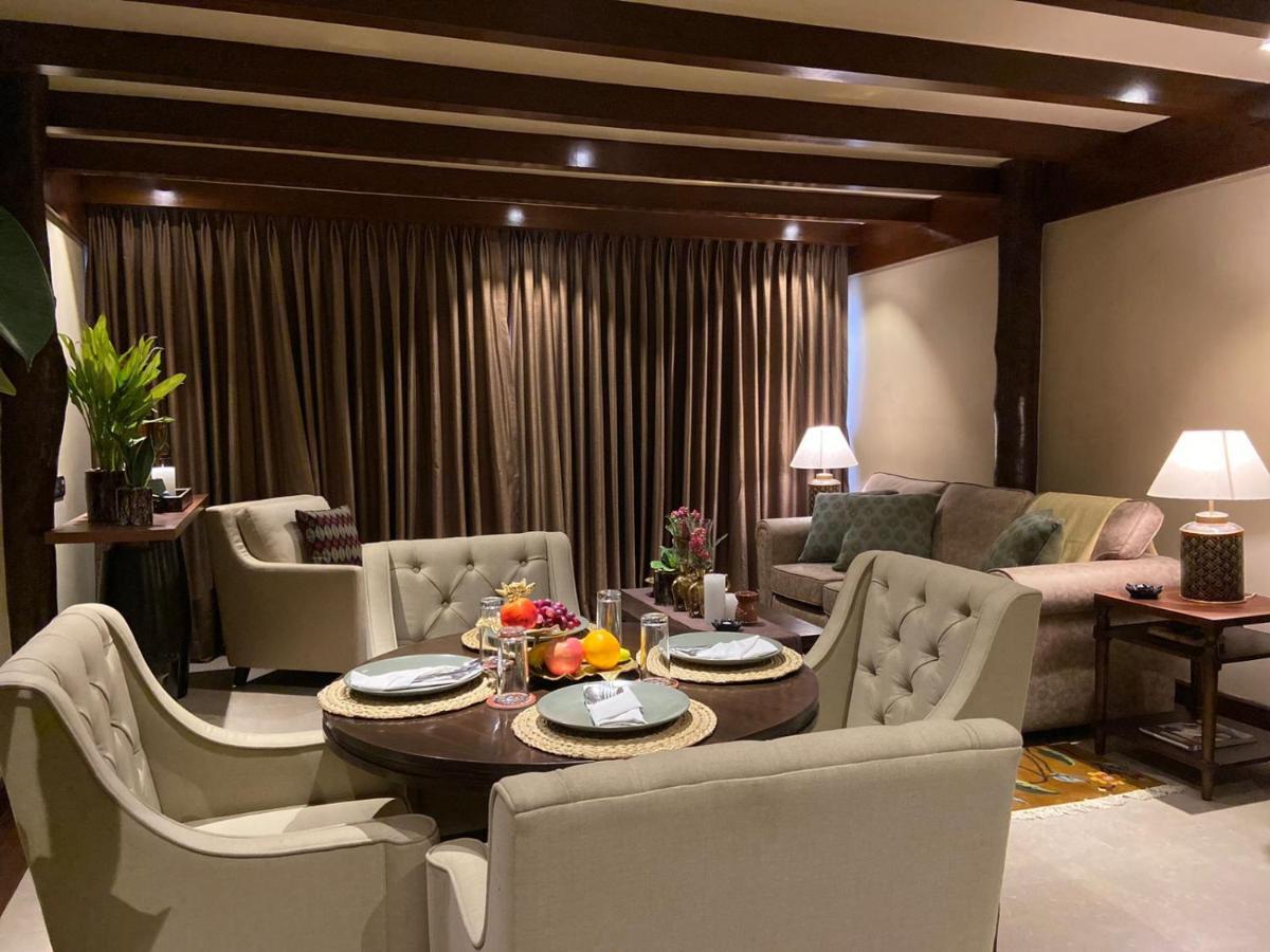 Miraaya Wellness And Golf Resort Chitwan Dış mekan fotoğraf