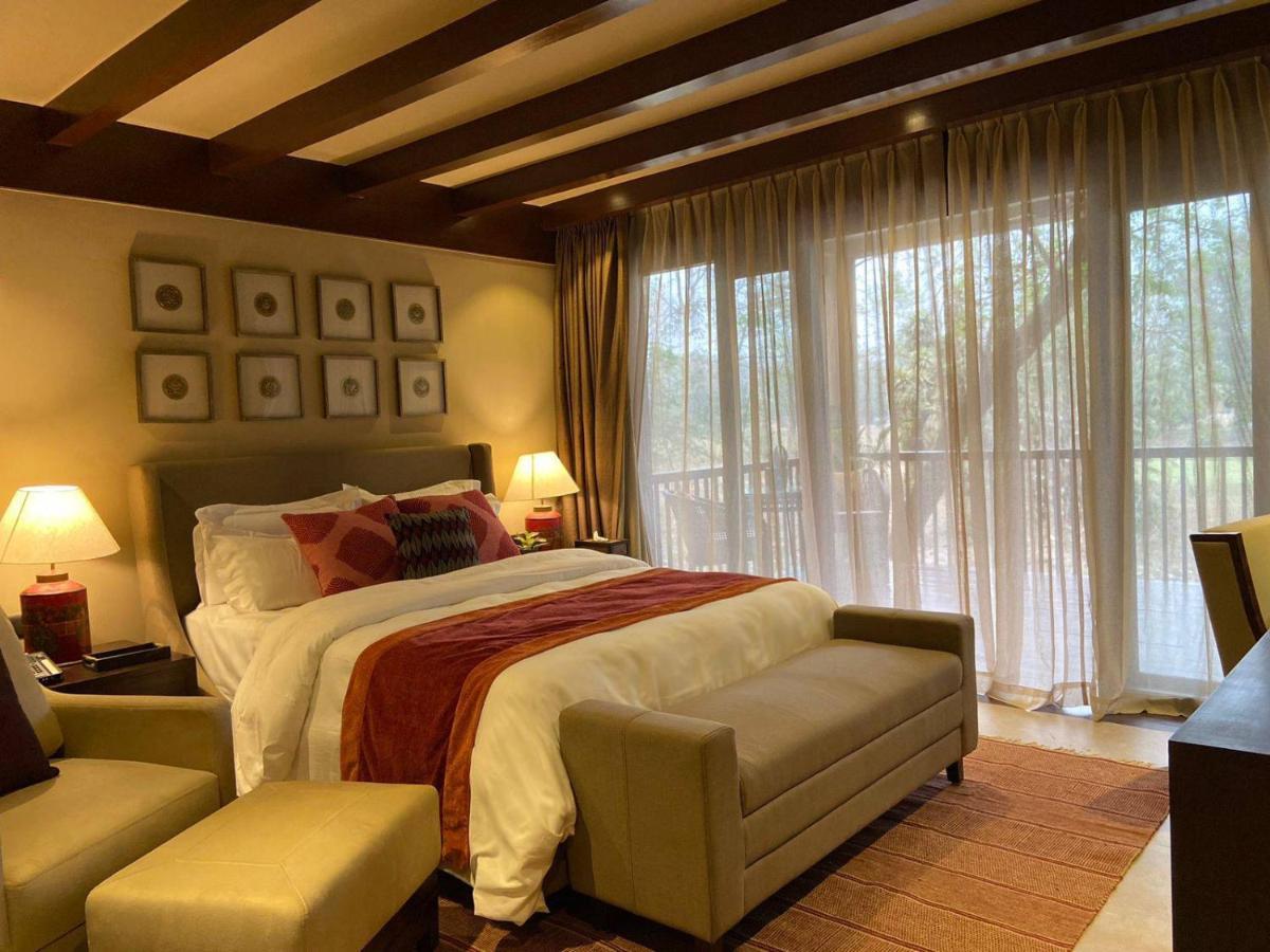 Miraaya Wellness And Golf Resort Chitwan Dış mekan fotoğraf