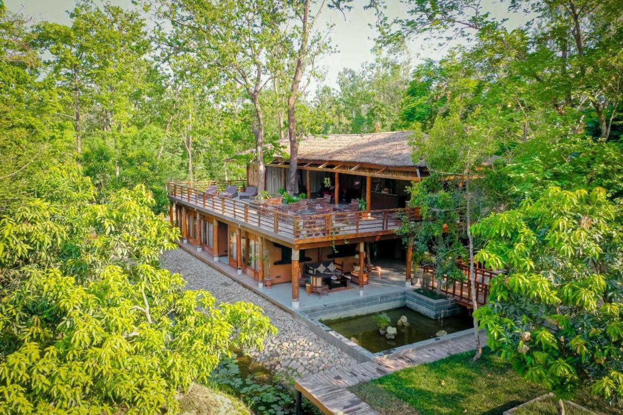 Miraaya Wellness And Golf Resort Chitwan Dış mekan fotoğraf