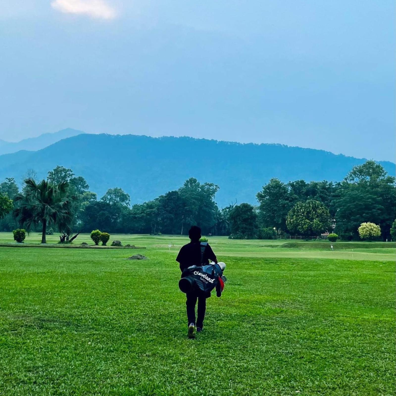 Miraaya Wellness And Golf Resort Chitwan Dış mekan fotoğraf