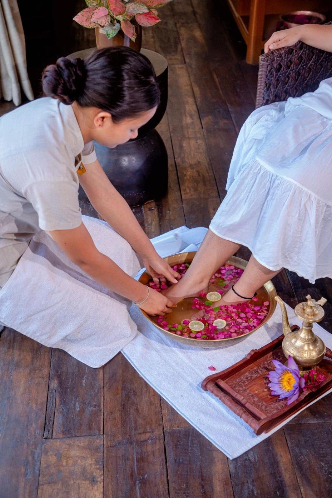 Miraaya Wellness And Golf Resort Chitwan Dış mekan fotoğraf